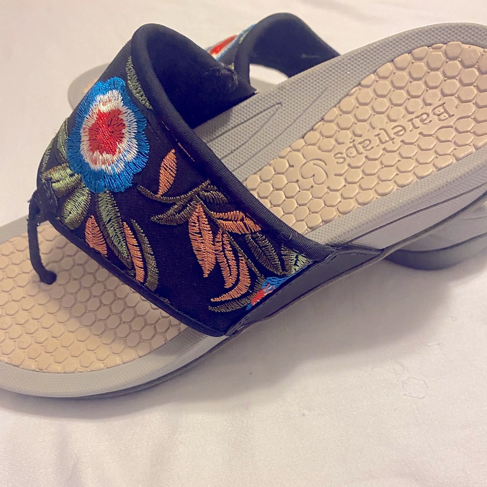 Baretraps Black Floral Dasie Sandal - Women